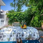 Ella Apartman
