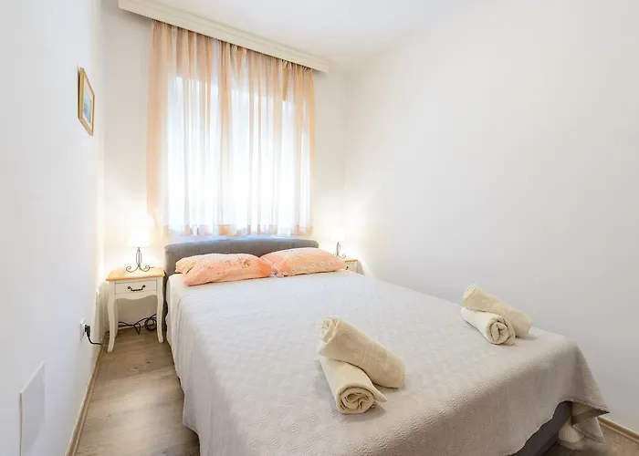 Apartamento Ella *